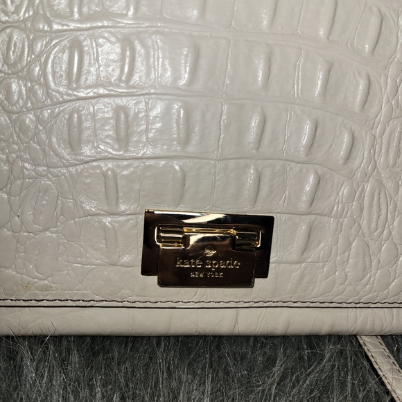 Kate Spade Fiona Harwood Place Shoulder Bag Croc Embossed - Picture 2 of 16